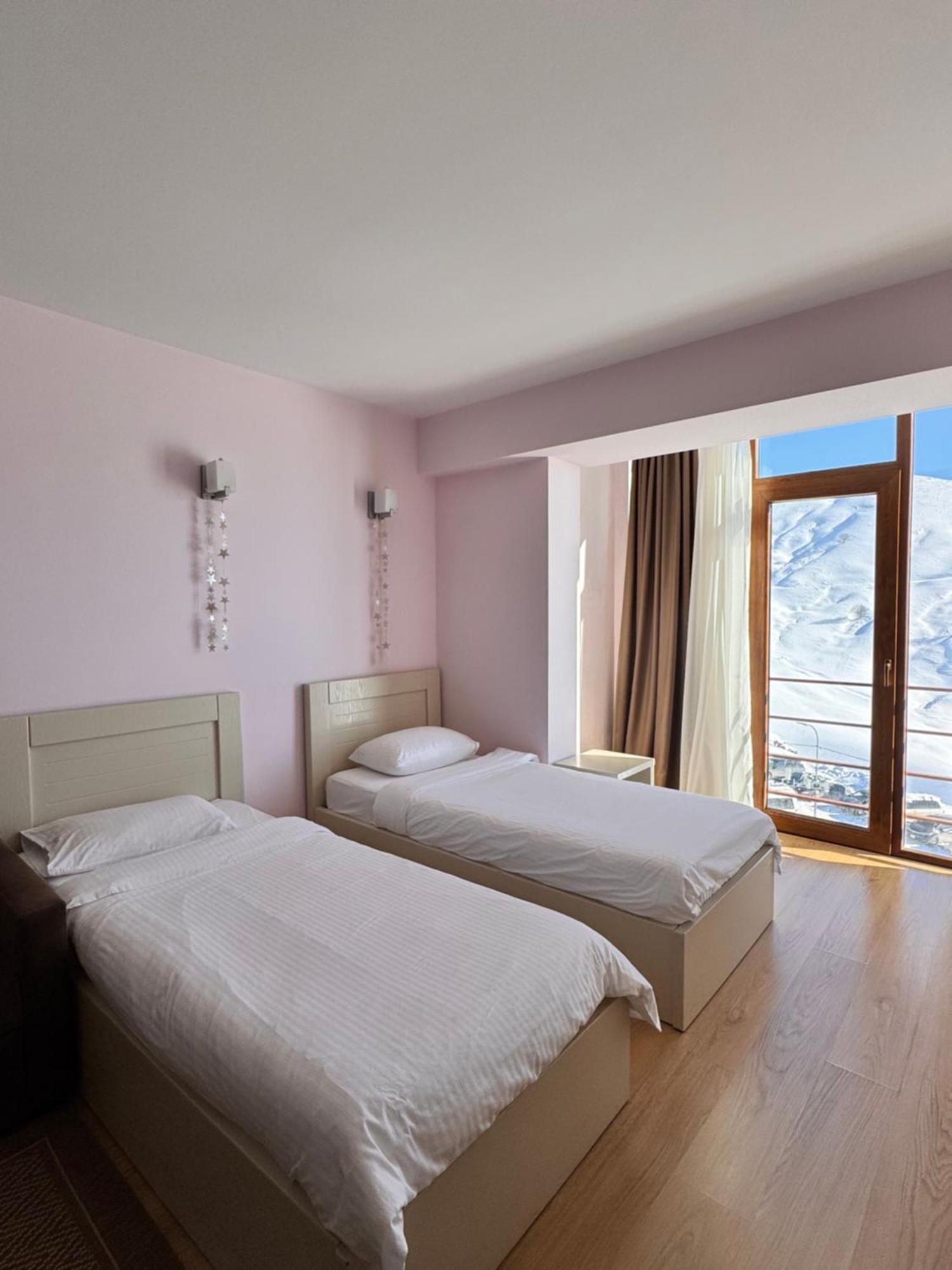 Happy Holidays Apartments In New Gudauri Zewnętrze zdjęcie